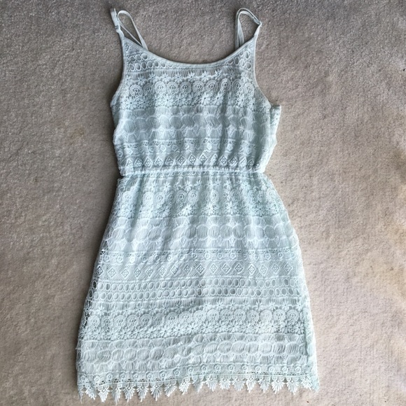 Lacy Dress by H&M - Picture 2 of 6